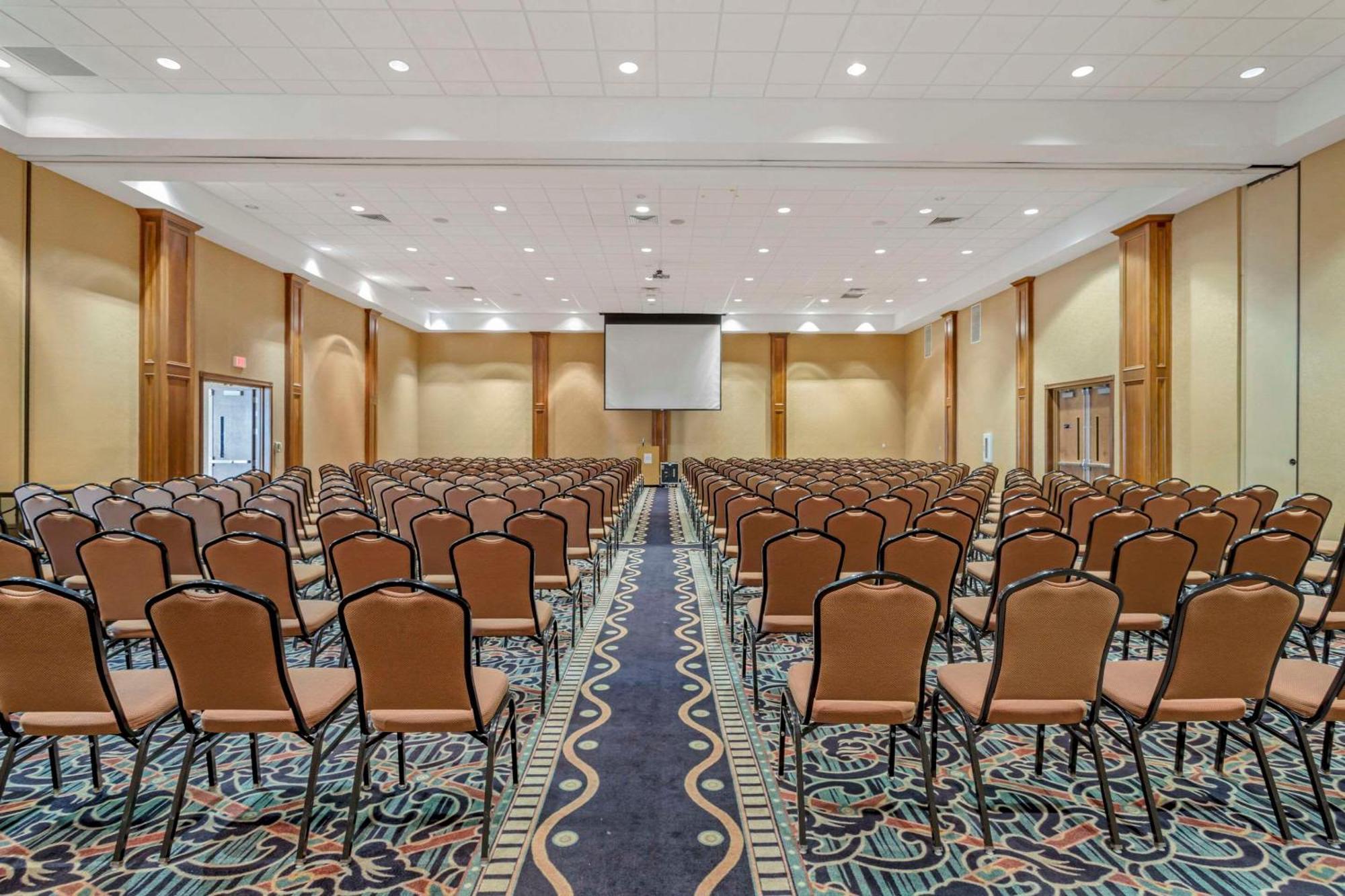 Leconte Hotel & Convention Center, Ascend Hotel Collection Pigeon Forge Bagian luar foto